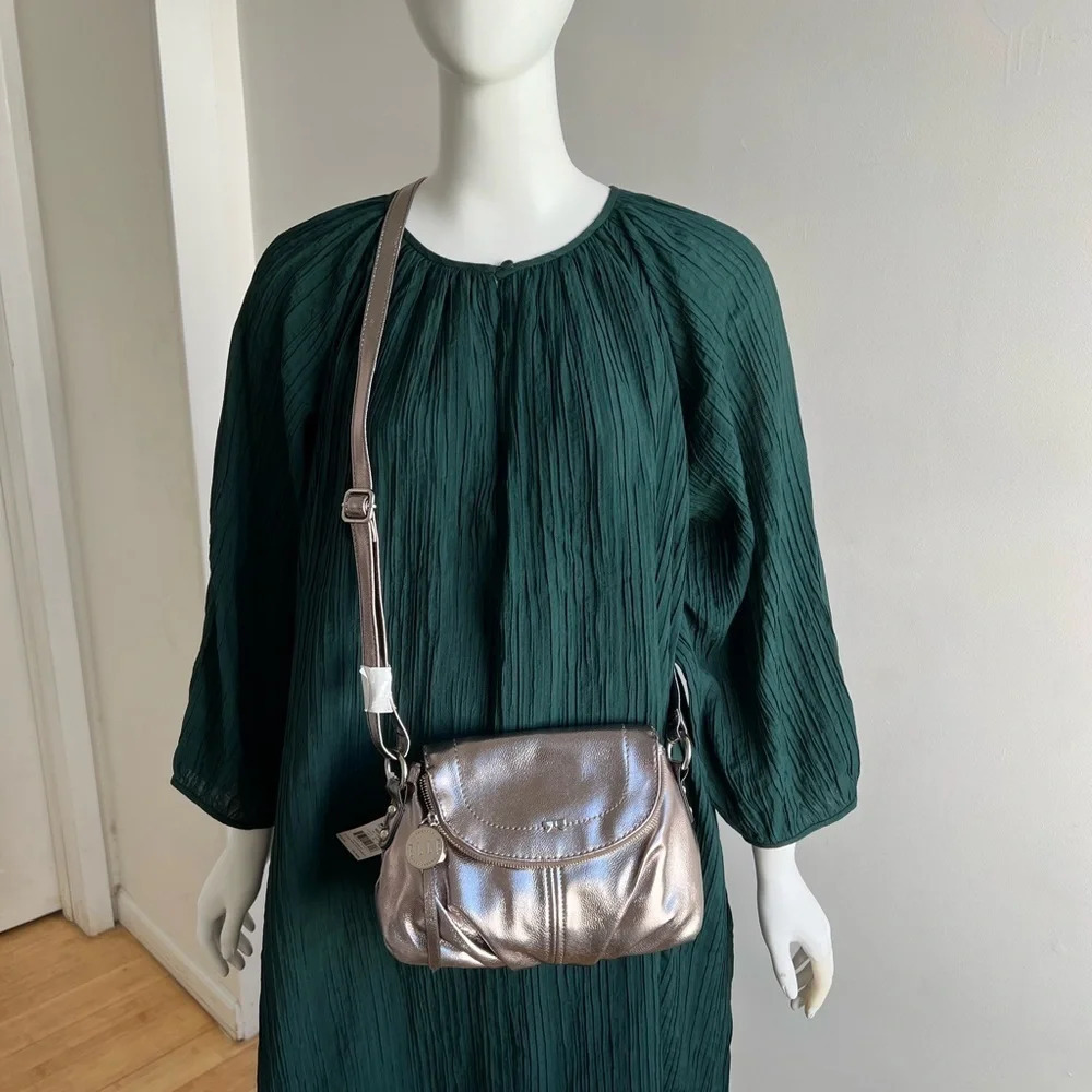 Elle Silver Elegant Crossbody Bag /Crossbody Purse / Travel Handbag NWT - Picture 11 of 11